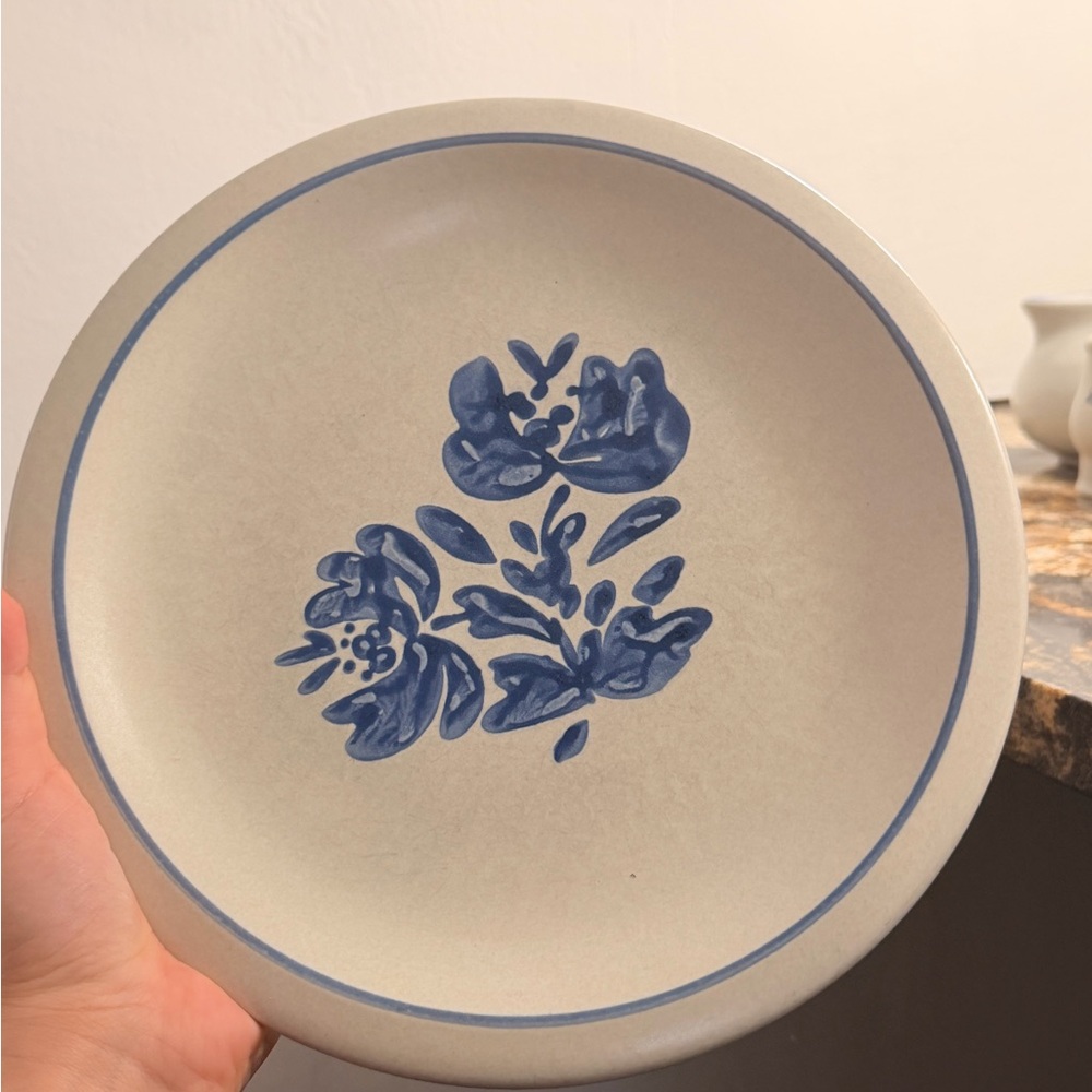 vintage pfaltzgraff yorktowne dinner plate